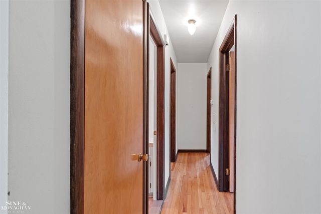 28444 Kirkside Lane, Farmington Hills, MI 48334