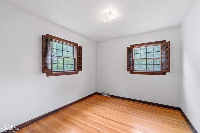 28444 Kirkside Lane, Farmington Hills, MI 48334