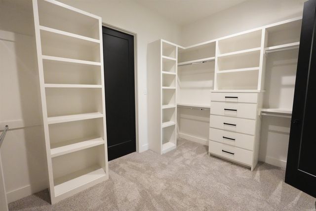 3084 Avilla Manor, Alexander, AR 72002