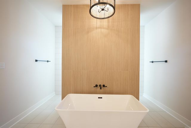 3084 Avilla Manor, Alexander, AR 72002