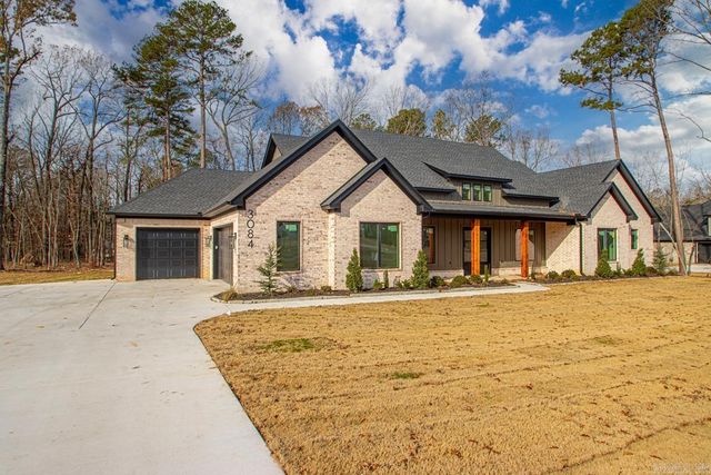 3084 Avilla Manor, Alexander, AR 72002
