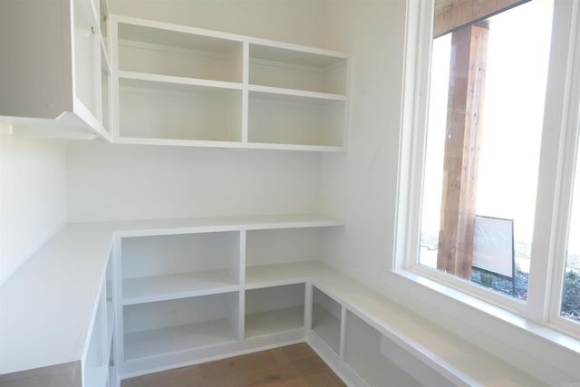 3084 Avilla Manor, Alexander, AR 72002