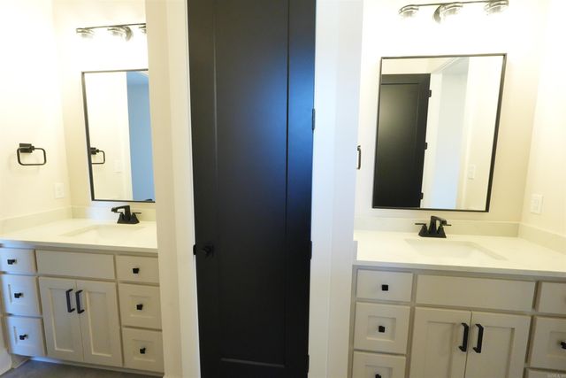 3084 Avilla Manor, Alexander, AR 72002