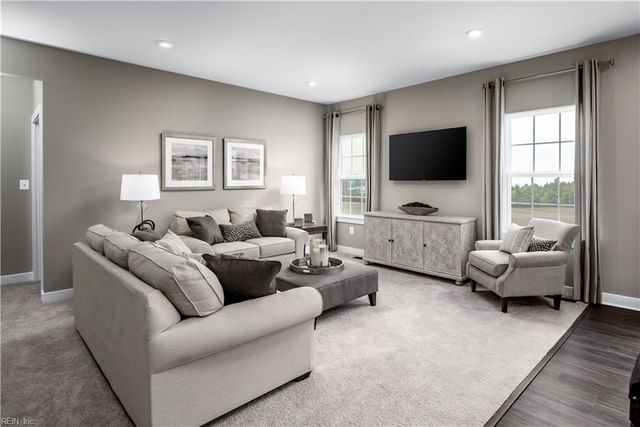 431 Tributary LN, Carrollton, VA 23314