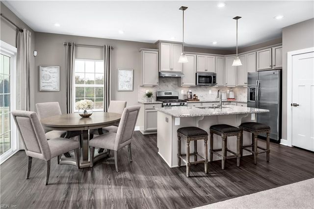 431 Tributary LN, Carrollton, VA 23314