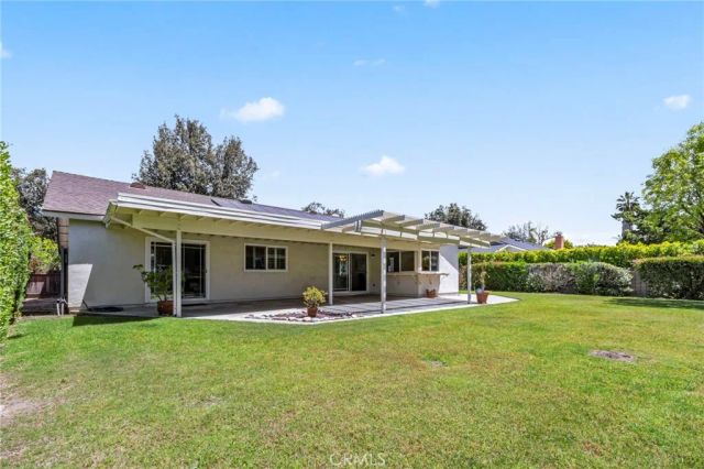 252 E Radcliffe Drive, Claremont, CA 91711