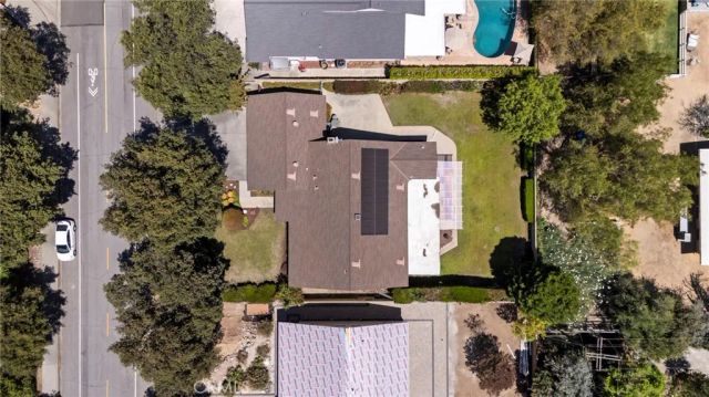 252 E Radcliffe Drive, Claremont, CA 91711
