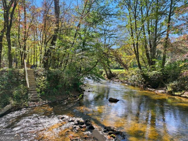 444 Weaver Road, Ellijay, GA 30536