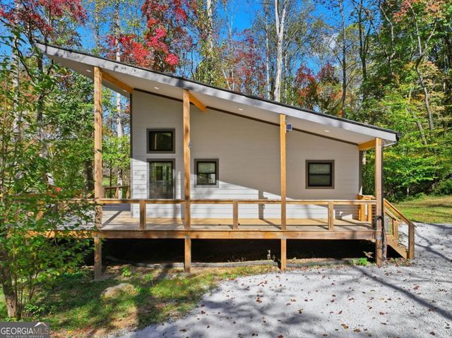 444 Weaver Road, Ellijay, GA 30536