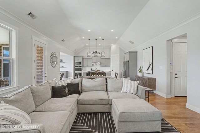 13910 Highlands Crest Loop, Olive Branch, MS 38654