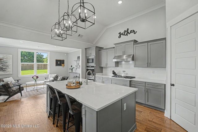 13910 Highlands Crest Loop, Olive Branch, MS 38654