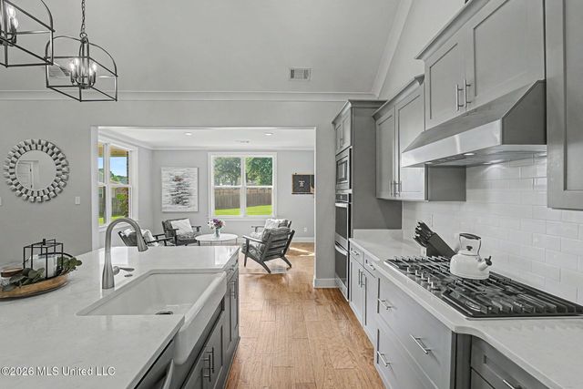 13910 Highlands Crest Loop, Olive Branch, MS 38654