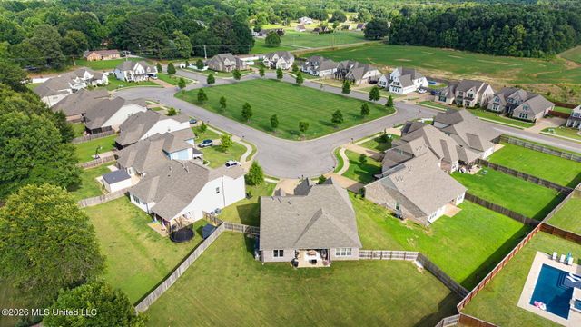 13910 Highlands Crest Loop, Olive Branch, MS 38654