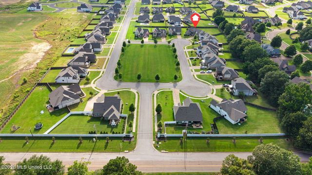 13910 Highlands Crest Loop, Olive Branch, MS 38654