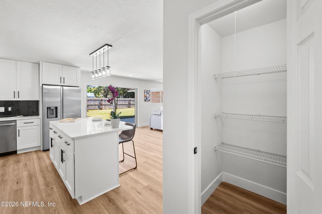 9015 SOUTHWARK Drive N, Jacksonville, FL 32257