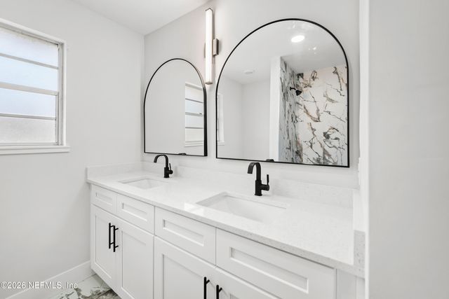 9015 SOUTHWARK Drive N, Jacksonville, FL 32257