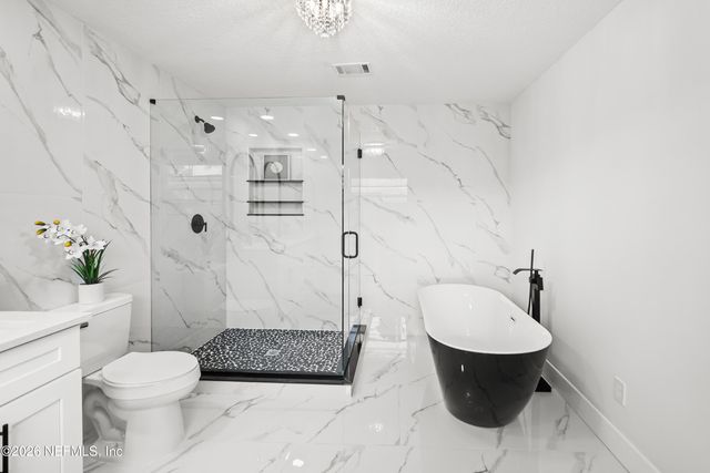 9015 SOUTHWARK Drive N, Jacksonville, FL 32257