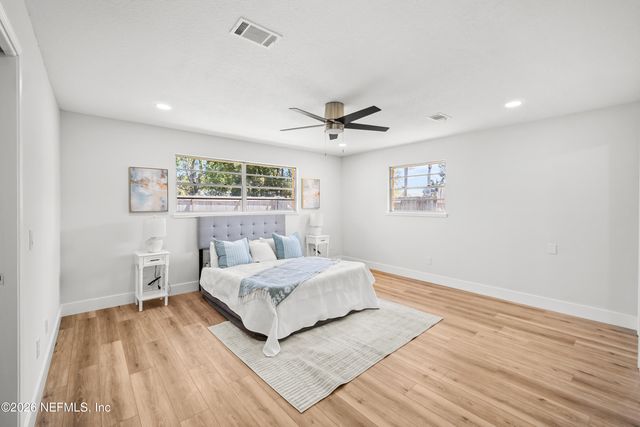 9015 SOUTHWARK Drive N, Jacksonville, FL 32257