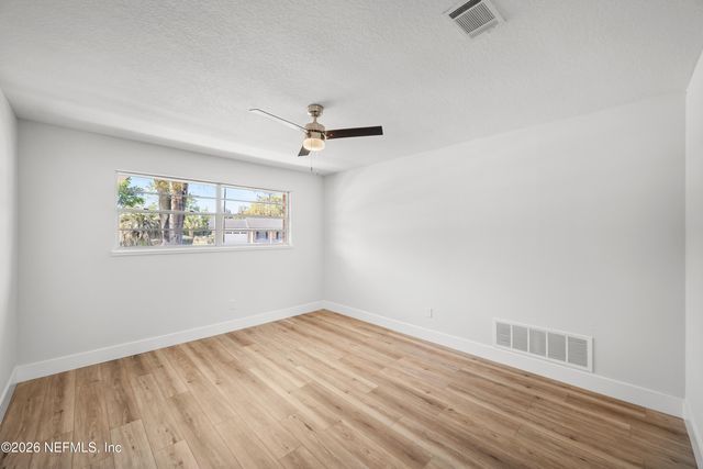 9015 SOUTHWARK Drive N, Jacksonville, FL 32257