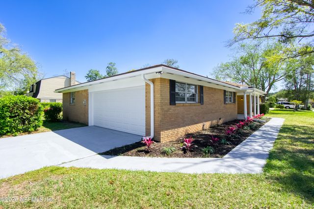 9015 SOUTHWARK Drive N, Jacksonville, FL 32257