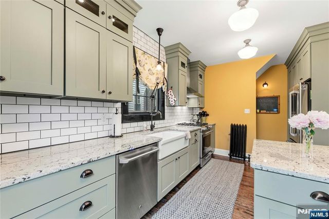 16 Coolidge Avenue, Bloomfield, NJ 07003