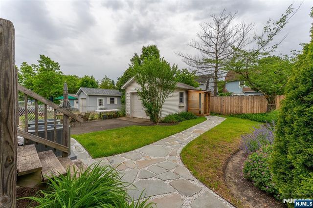 16 Coolidge Avenue, Bloomfield, NJ 07003