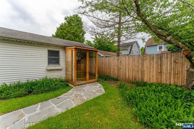16 Coolidge Avenue, Bloomfield, NJ 07003