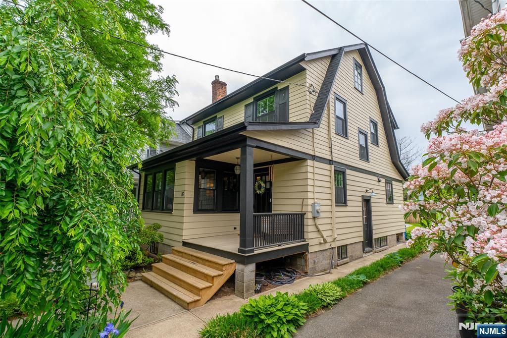 16 Coolidge Avenue, Bloomfield, NJ 07003
