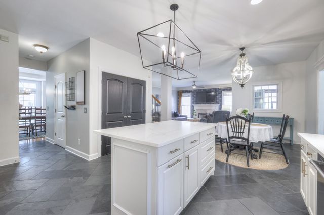 224 Stonehaven Cir, Franklin, TN 37064