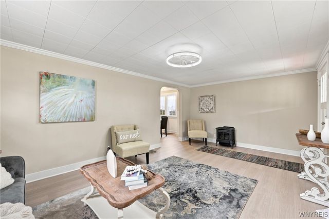 580 Longmeadow Road, Amherst, NY 14226