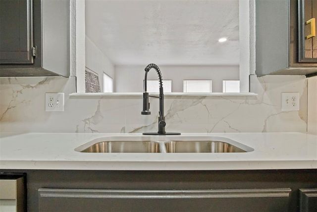 744 Mabel C Fry Boulevard, Yukon, OK 73099