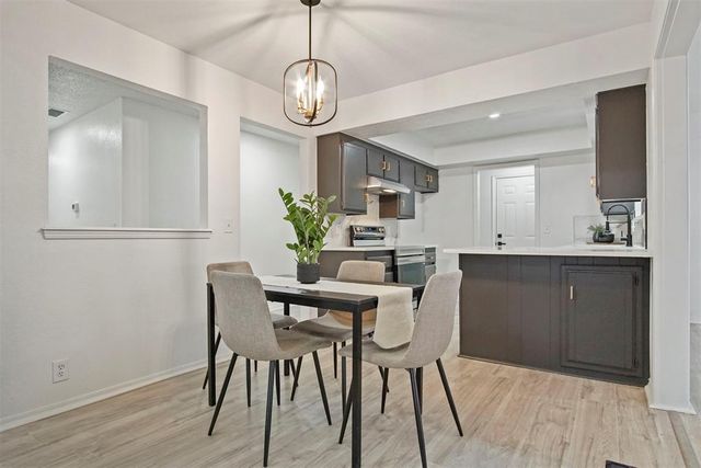 744 Mabel C Fry Boulevard, Yukon, OK 73099