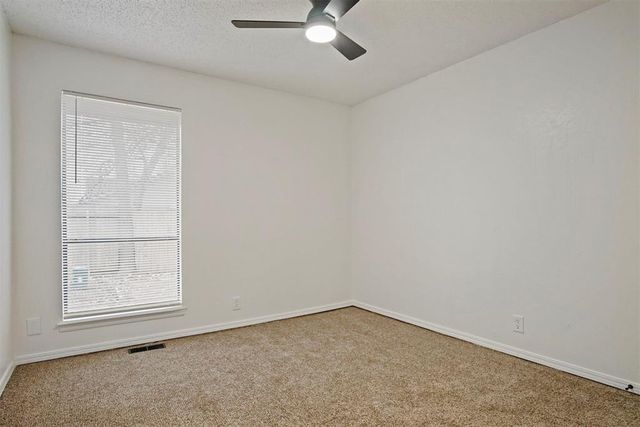 744 Mabel C Fry Boulevard, Yukon, OK 73099