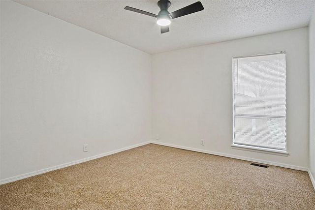 744 Mabel C Fry Boulevard, Yukon, OK 73099