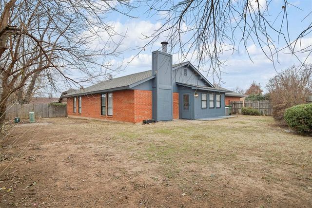 744 Mabel C Fry Boulevard, Yukon, OK 73099