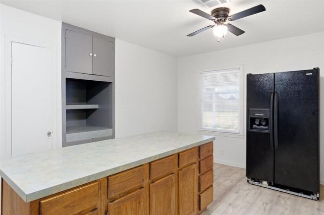 3206 Hodges Street, Lake Charles, LA 70601