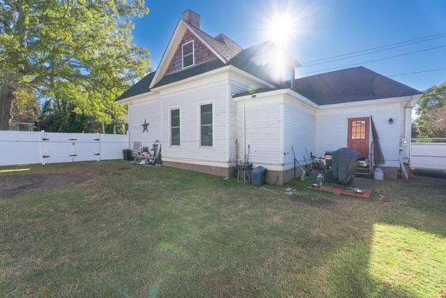 234 W Georgia Street, Woodruff, SC 29388