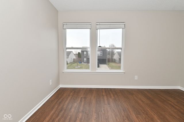 6768 W Philadelphia Drive, Mccordsville, IN 46055