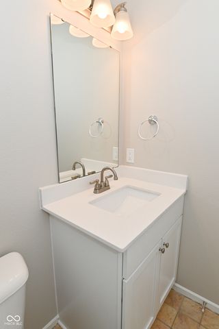 6768 W Philadelphia Drive, Mccordsville, IN 46055