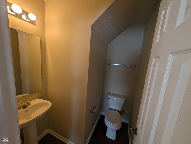 6768 W Philadelphia Drive, Mccordsville, IN 46055