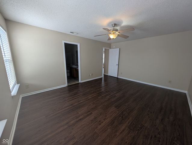 6768 W Philadelphia Drive, Mccordsville, IN 46055