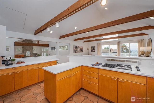 17844 10th Avenue NW, Shoreline, WA 98177