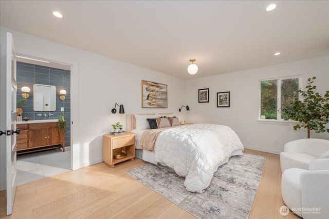 17844 10th Avenue NW, Shoreline, WA 98177