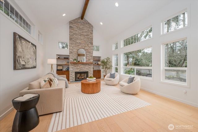 17844 10th Avenue NW, Shoreline, WA 98177