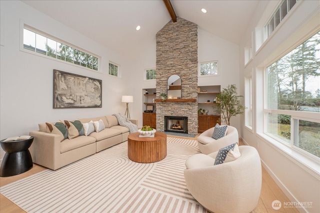 17844 10th Avenue NW, Shoreline, WA 98177