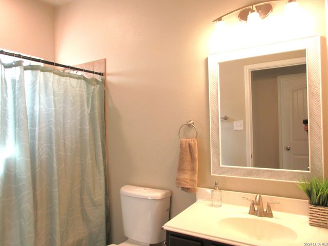 433 Slippery Rock, Cibolo, TX 78108