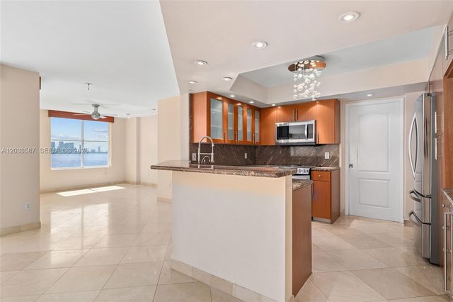 1900 Sunset Harbour Dr 1008, Miami Beach, FL 33139