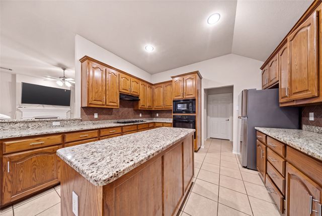 7043 Granville Court, Dallas, TX 75249