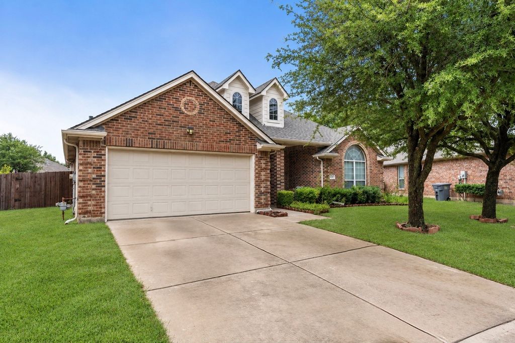 7043 Granville Court, Dallas, TX 75249 — photo 2