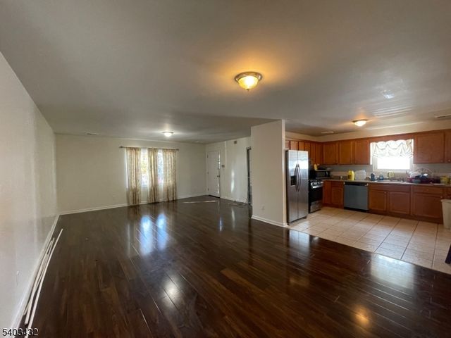 183 Chancellor Ave, Newark City, NJ 07112